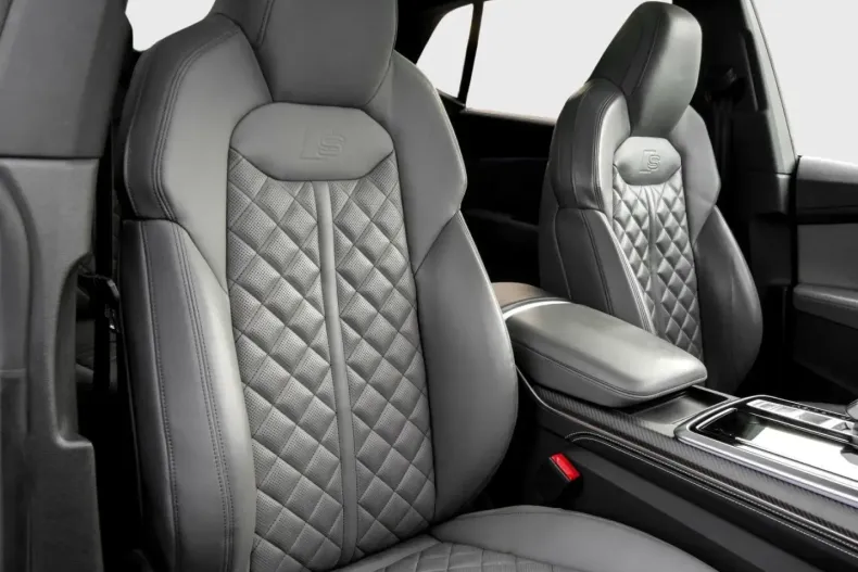 Audi Q8 din 2023 cu 81.485 km - oferta AUD170510 - foto 6