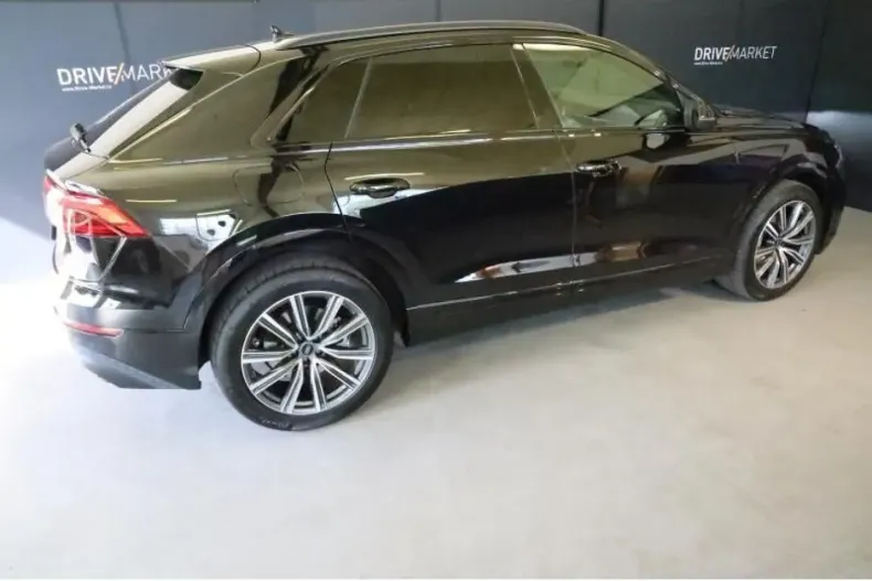 Audi Q8 din 2024 cu 21.500 km - oferta AUD170511 - foto 24