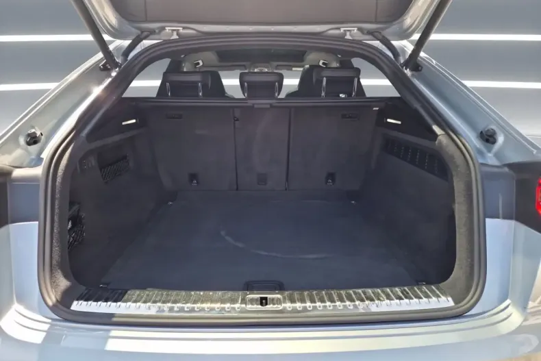 Audi Q8 din 2022 cu 58.766 km - oferta AUD170513 - foto 15