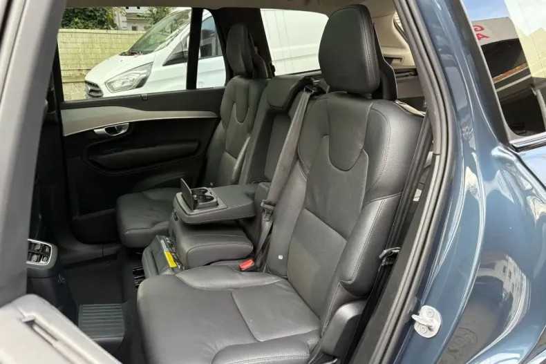 Volvo XC90 din 2023 cu 55.984 km - oferta VOL170514 - foto 9