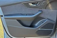 Audi Q8 din 2022 cu 61.690 km - oferta AUD170516 - foto 6