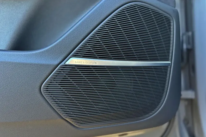 Audi Q8 din 2022 cu 61.690 km - oferta AUD170516 - foto 8