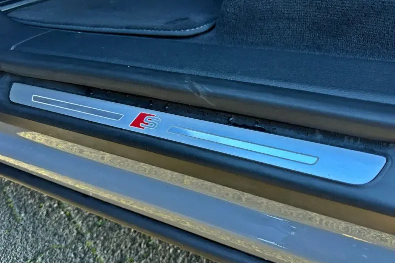 Audi Q8 din 2022 cu 61.690 km - oferta AUD170516 - foto 9