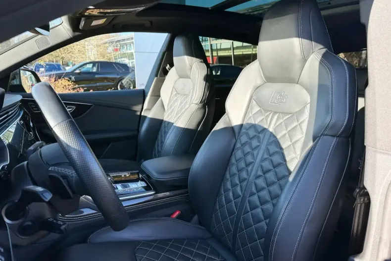 Audi Q8 din 2022 cu 61.690 km - oferta AUD170516 - foto 11