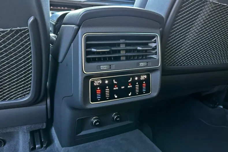 Audi Q8 din 2022 cu 61.690 km - oferta AUD170516 - foto 27