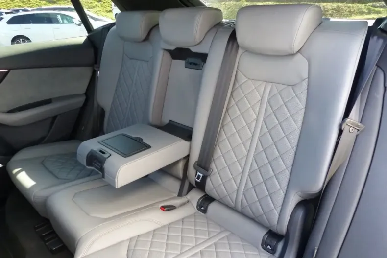 Audi Q8 din 2022 cu 72.940 km - oferta AUD170518 - foto 23