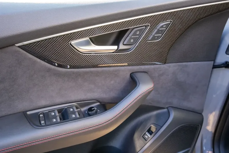 Audi Q8 din 2022 cu 68.990 km - oferta AUD170520 - foto 9