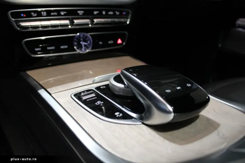 Mercedes-Benz G 400 din 2024 cu 12.611 km - oferta MER170526 - foto 29