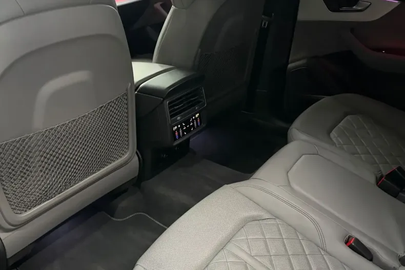 Audi Q8 din 2022 cu 57.830 km - oferta AUD170528 - foto 19