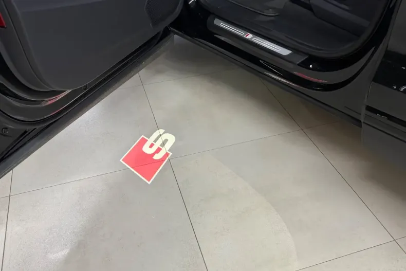 Audi Q8 din 2022 cu 57.830 km - oferta AUD170528 - foto 21