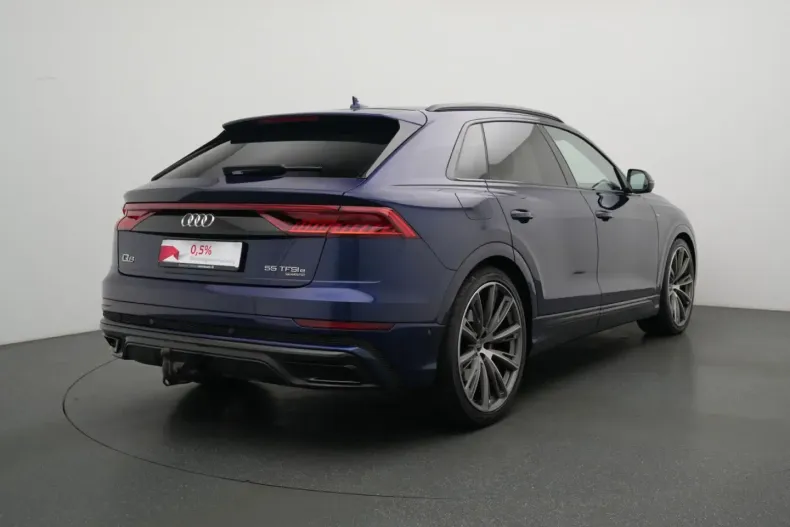 Audi Q8 din 2022 cu 68.031 km - oferta AUD170532 - foto 3