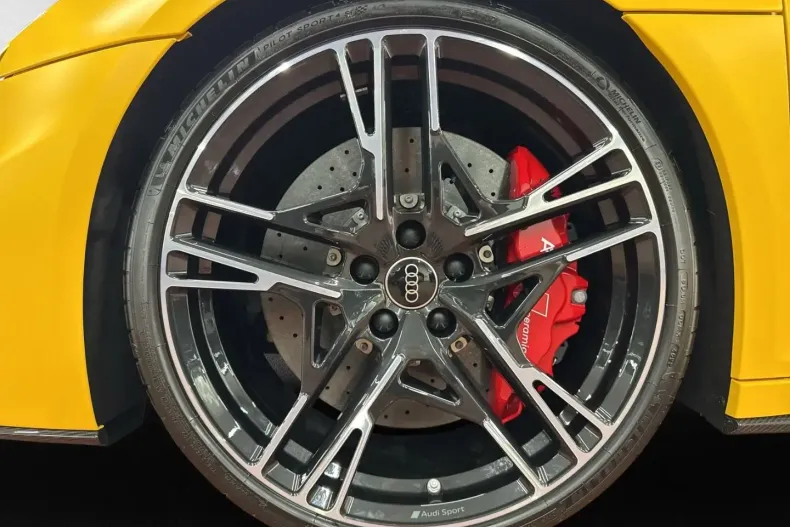 Audi R8 din 2023 cu 4.800 km - oferta AUD170536 - foto 5