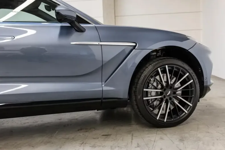 Aston Martin DBX din 2024 cu 9.970 km - oferta AST170537 - foto 8