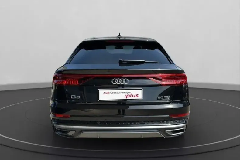 Audi Q8 din 2022 cu 70.110 km - oferta AUD170542 - foto 4