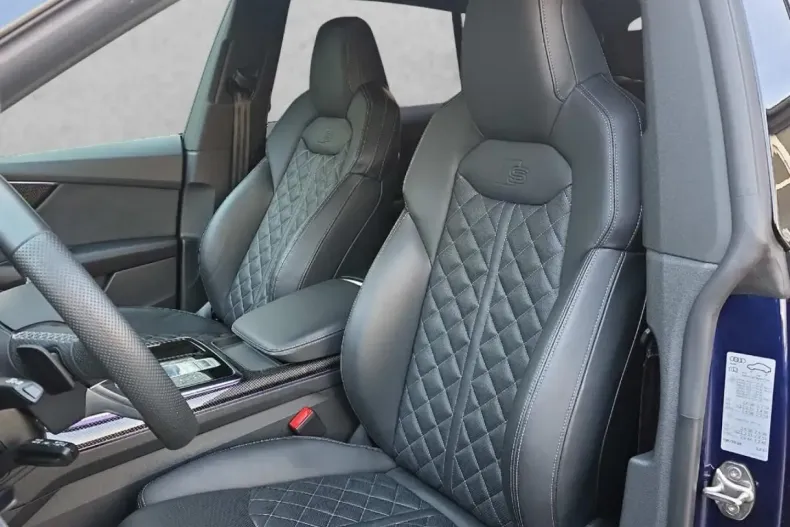 Audi Q8 din 2022 cu 43.189 km - oferta AUD170544 - foto 11