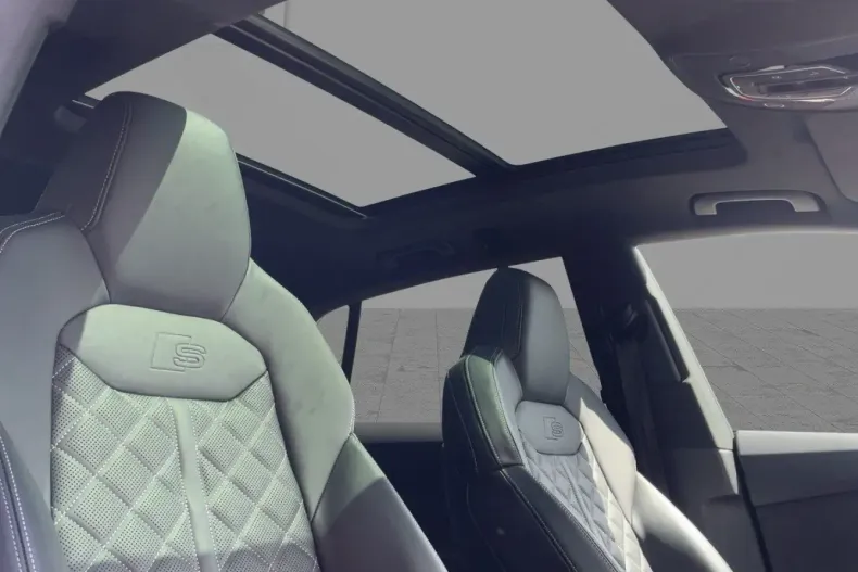 Audi Q8 din 2022 cu 85.291 km - oferta AUD170545 - foto 13