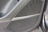 Audi Q8 din 2022 cu 65.204 km - oferta AUD170546 - foto 17