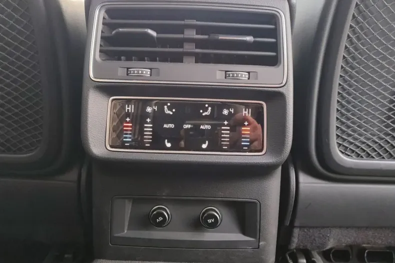 Audi Q8 din 2022 cu 65.204 km - oferta AUD170546 - foto 18