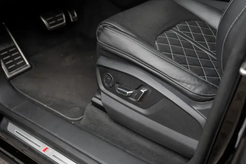 Audi Q8 din 2022 cu 85.390 km - oferta AUD170548 - foto 25