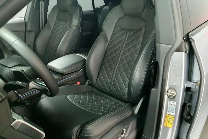 Audi Q8 din 2022 cu 55.680 km - oferta AUD170550 - foto 17