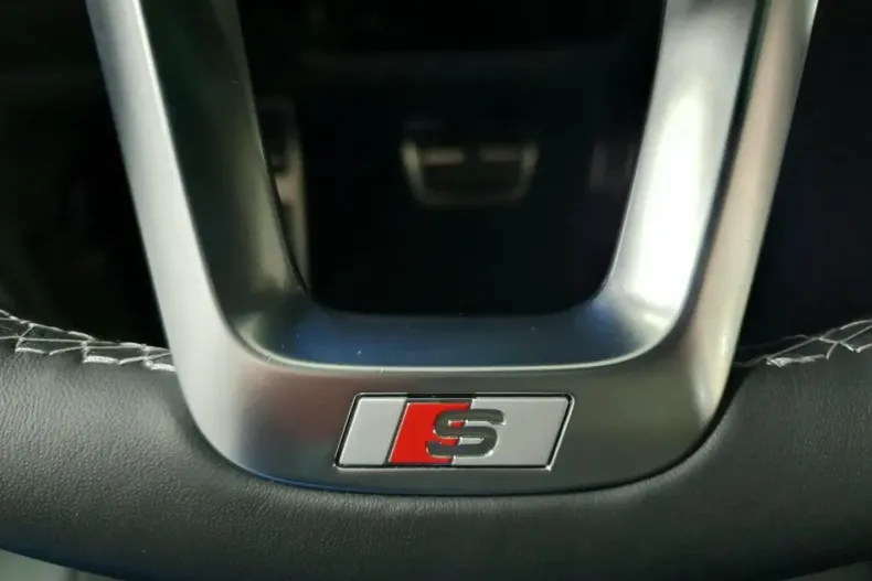 Audi Q8 din 2022 cu 55.680 km - oferta AUD170550 - foto 30