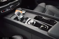 Volvo XC60 din 2025 cu 14.415 km - oferta VOL170552 - foto 15