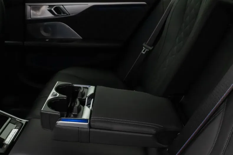 BMW M8 din 2022 cu 32.603 km - oferta BMW170561 - foto 26