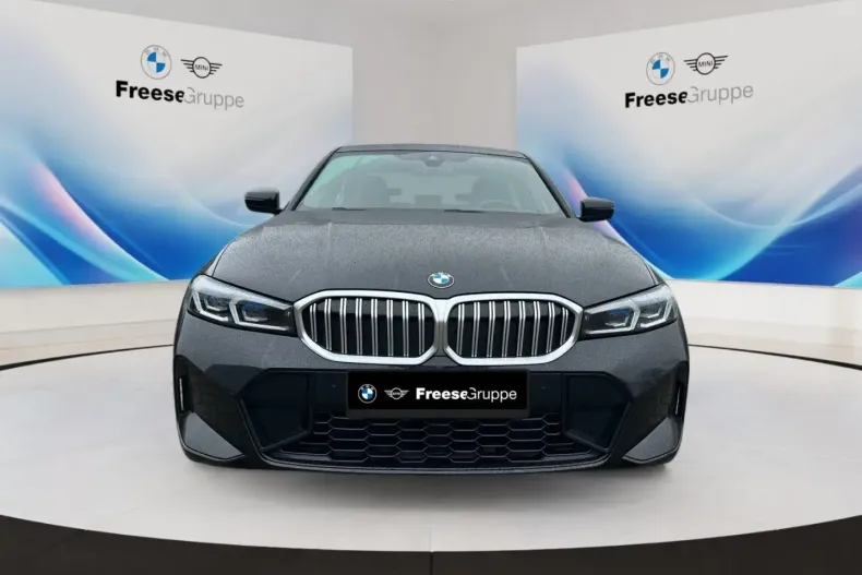 BMW 320 din 2022 cu 40.315 km - oferta BMW170562 - foto 3