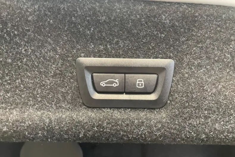 BMW 320 din 2025 cu 25.700 km - oferta BMW170563 - foto 26