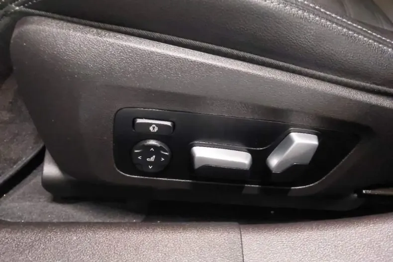 BMW 320 din 2023 cu 35.800 km - oferta BMW170564 - foto 5