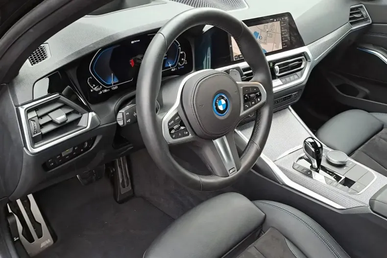 BMW 330 din 2022 cu 30.125 km - oferta BMW170565 - foto 4