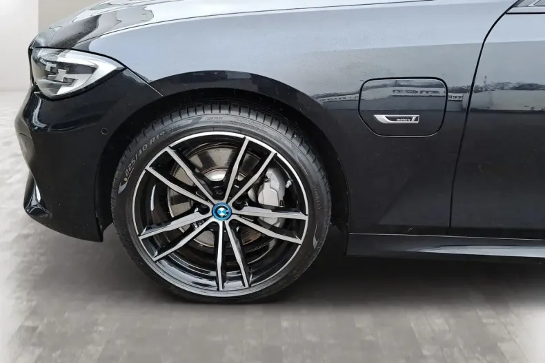 BMW 330 din 2022 cu 30.125 km - oferta BMW170565 - foto 9