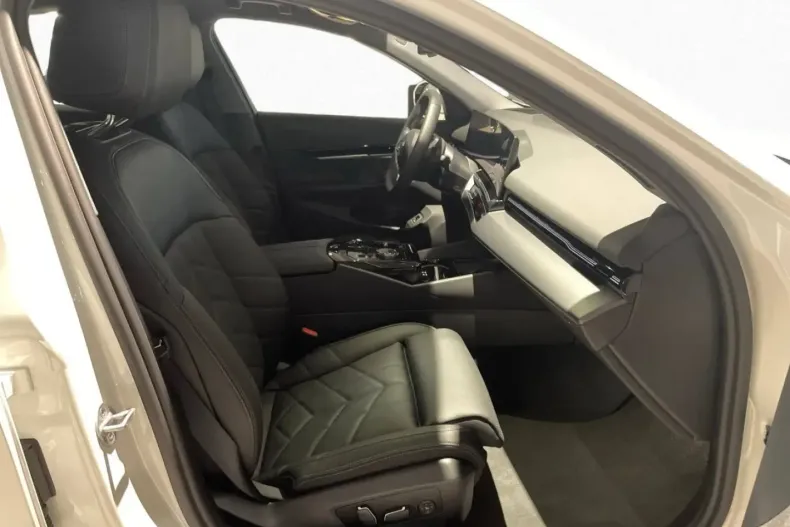 BMW 520 din 2024 cu 13.625 km - oferta BMW170570 - foto 6