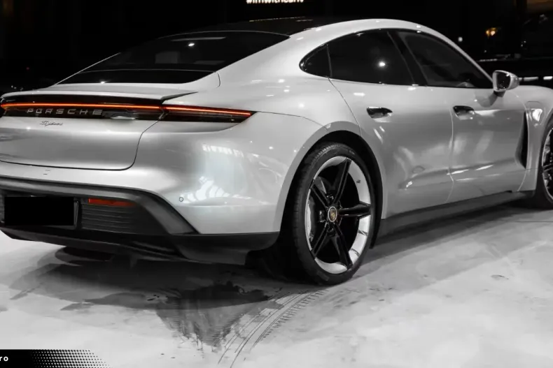 Porsche Taycan din 2022 cu 35.500 km - oferta POR170574 - foto 5