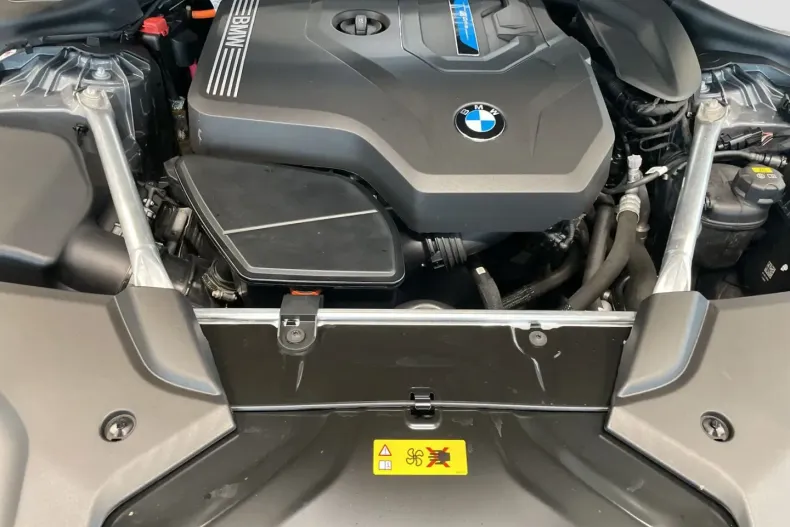 BMW 530 din 2022 cu 56.462 km - oferta BMW170575 - foto 12