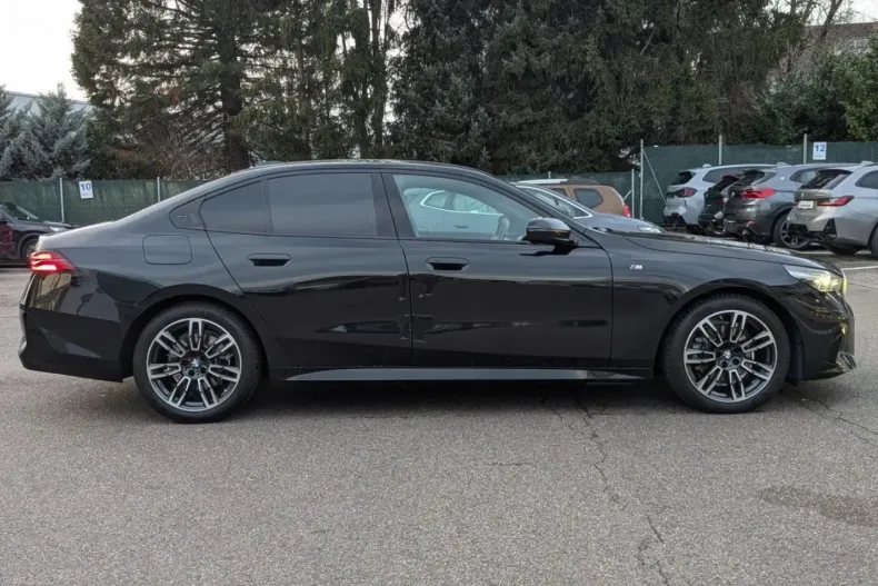 BMW 520 din 2025 cu 29.863 km - oferta BMW170576 - foto 4