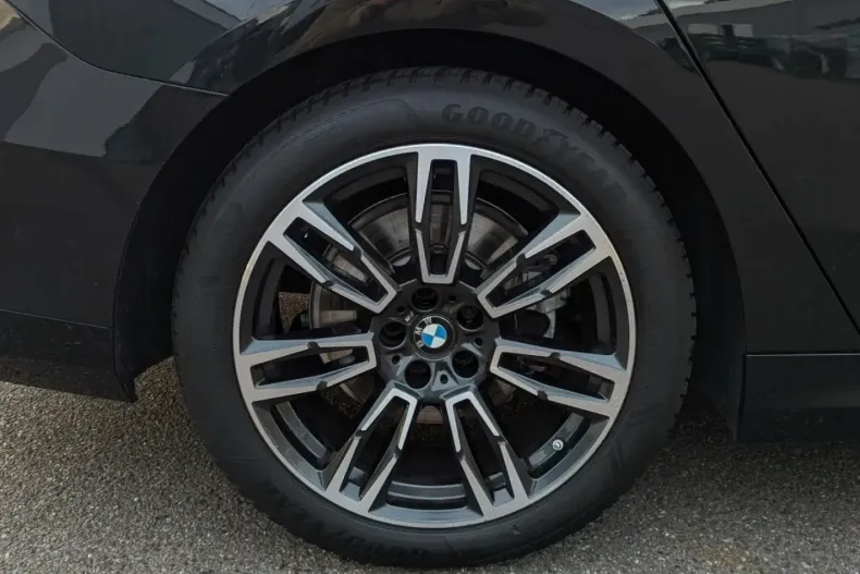 BMW 520 din 2025 cu 29.863 km - oferta BMW170576 - foto 12