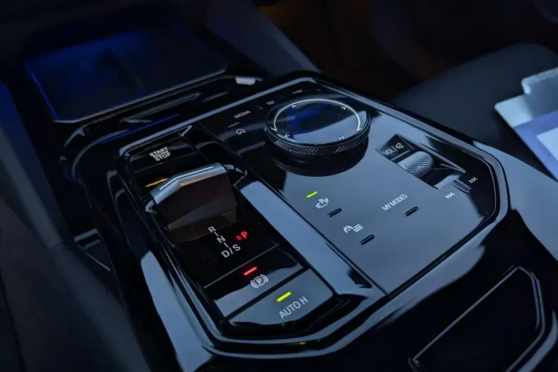 BMW 520 din 2025 cu 29.863 km - oferta BMW170576 - foto 18