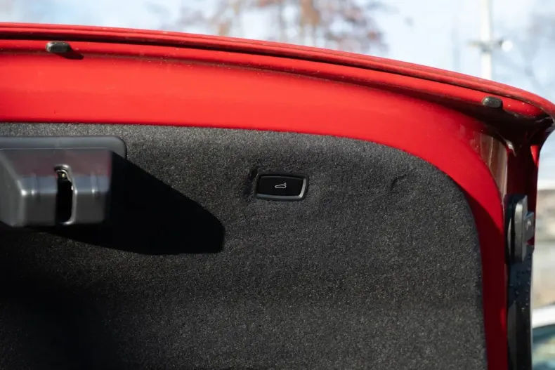 Porsche Taycan din 2022 cu 30.500 km - oferta POR170577 - foto 26