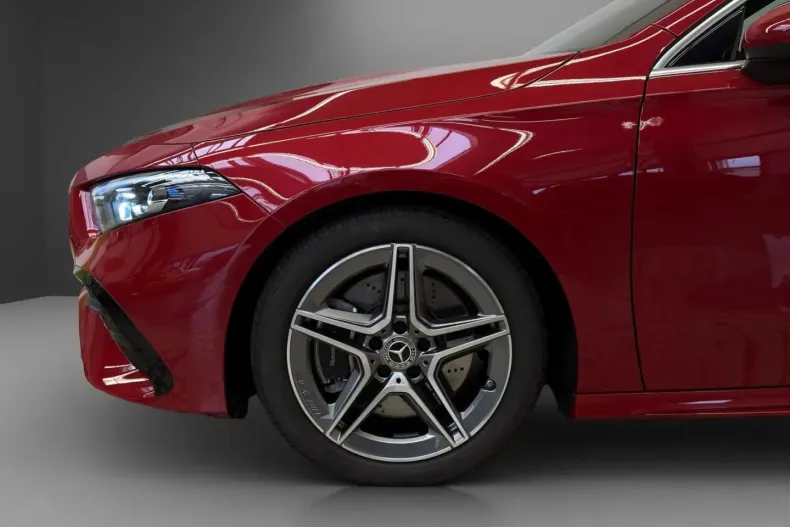 Mercedes-Benz A 250 din 2024 cu 5.739 km - oferta MER170578 - foto 4