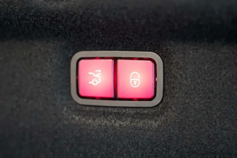 Mercedes-Benz SL 55 AMG din 2022 cu 5.320 km - oferta MER170580 - foto 7