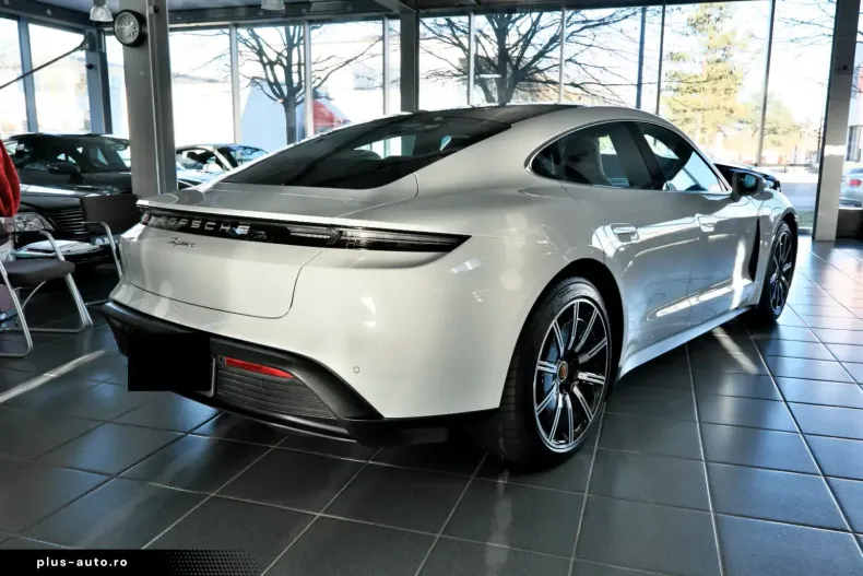 Porsche Taycan din 2022 cu 30.800 km - oferta POR170585 - foto 8