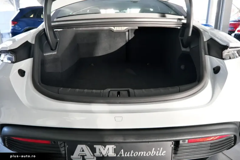 Porsche Taycan din 2022 cu 30.800 km - oferta POR170585 - foto 11