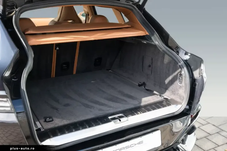 Aston Martin DBX din 2022 cu 53.100 km - oferta AST170593 - foto 5