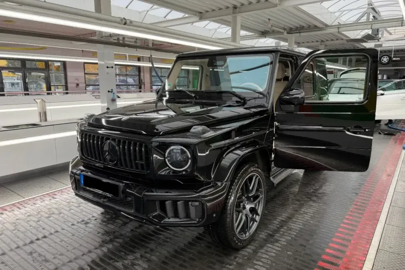 Mercedes-Benz G 63 AMG din 2025 cu 4.242 km - oferta MER170594 - foto 3