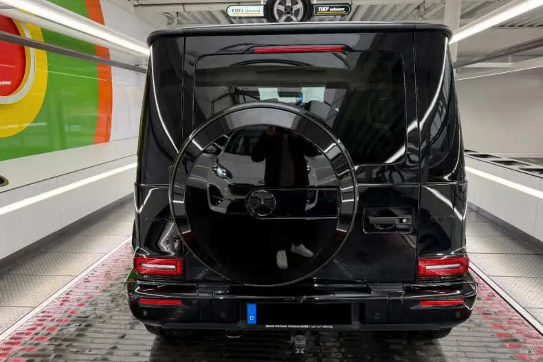 Mercedes-Benz G 63 AMG din 2025 cu 4.242 km - oferta MER170594 - foto 5