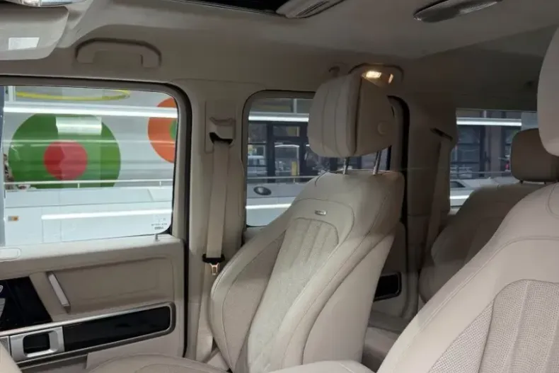 Mercedes-Benz G 63 AMG din 2025 cu 4.242 km - oferta MER170594 - foto 14