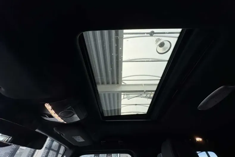 Mercedes-Benz G 63 AMG din 2025 cu 8.490 km - oferta MER170595 - foto 29