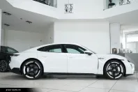 Porsche Taycan din 2021 cu 64.500 km - oferta POR170597 - foto 6