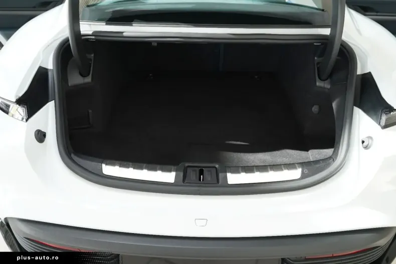 Porsche Taycan din 2021 cu 64.500 km - oferta POR170597 - foto 8